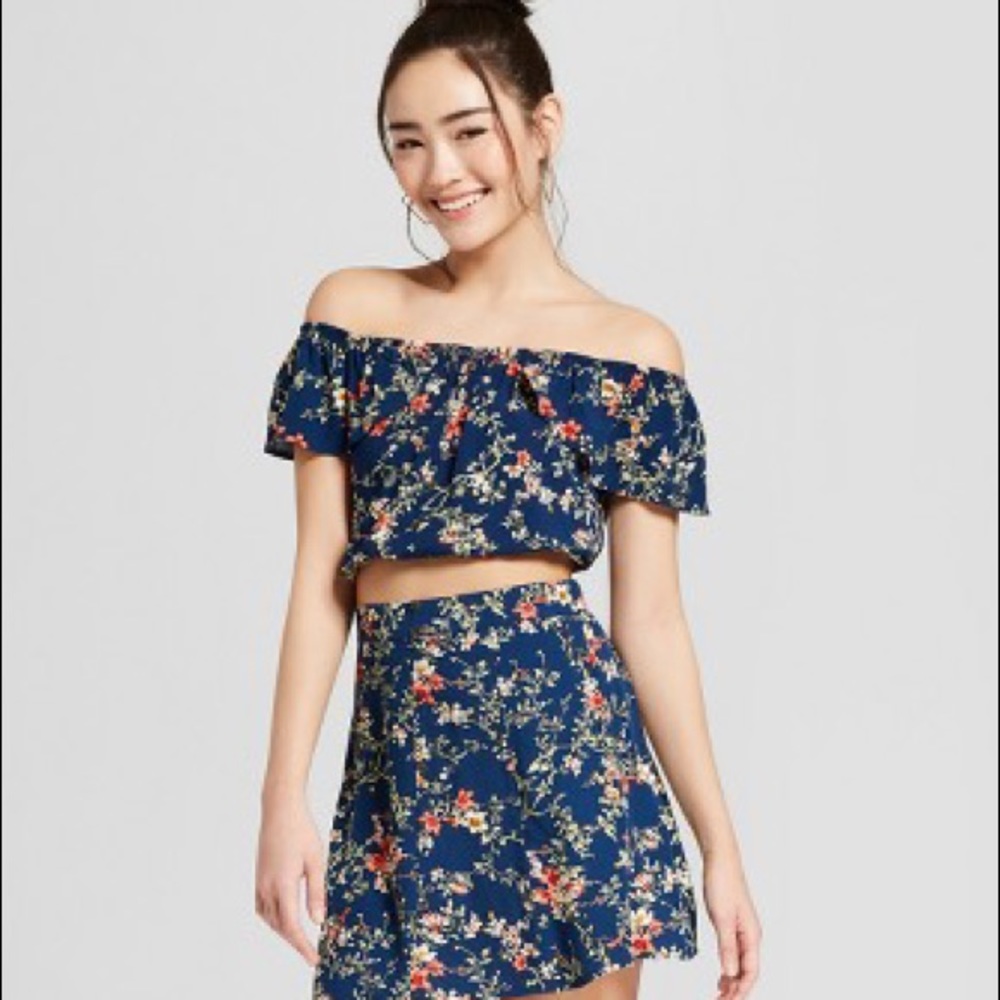 xhilaration blue off shoulder floral top